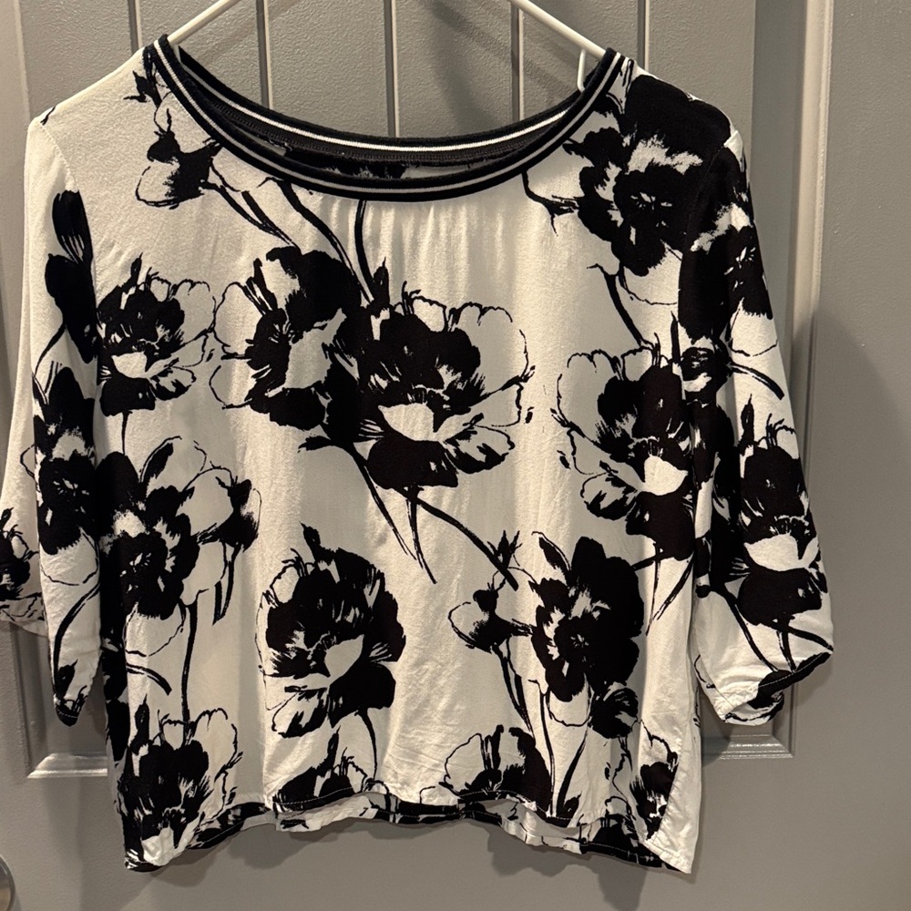 Abercrombie & Fitch Black Floral Blouse